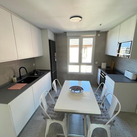 Apartamento Recien Reformado En Somo Junto Iglesia Eksteriør billede